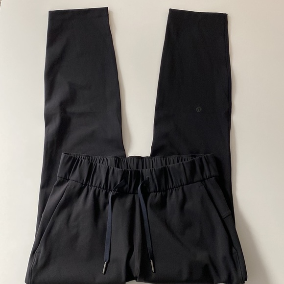 Lululemon On The Fly Pant Black Size 4 - Picture 6 of 8